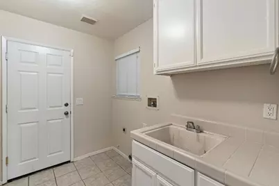 914 Cedar Canyon Circle, Galt, CA 95632 - Photo 23