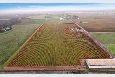 6233 E Woodbridge Road, Acampo, CA 95220 - Photo 9