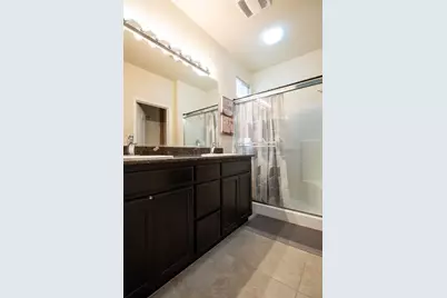 1536 Vandalay Drive, Ceres, CA 95307 - Photo 19