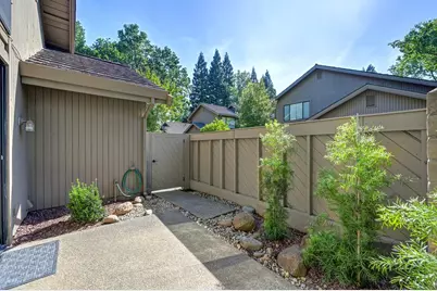 1971 Discovery Village Lane, Gold River, CA 95670 - Photo 39