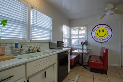 621 E Morris Avenue, Modesto, CA 95350 - Photo 13