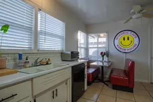 621 E Morris Ave, Modesto, CA 95350 - Photo 13