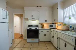 621 E Morris Ave, Modesto, CA 95350 - Photo 25