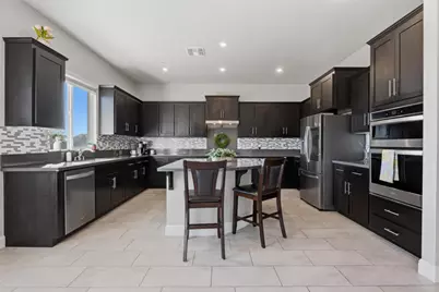 2012 Van Ruiten Drive, Lodi, CA 95242 - Photo 9