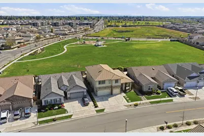 2012 Van Ruiten Drive, Lodi, CA 95242 - Photo 43