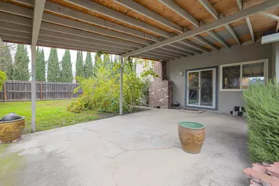 8411 Burns Place, Stockton, CA 95209 - Photo 19