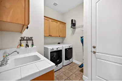 2016 Petruchio Way, Roseville, CA 95661 - Photo 53