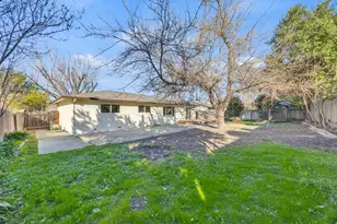 6146 Rutland Dr, Carmichael, CA 95608 - Photo 31