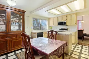 8747 Deer Creek Cir, Stockton, CA 95210 - Photo 11