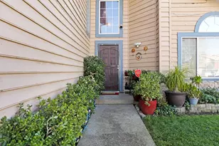 8747 Deer Creek Cir, Stockton, CA 95210 - Photo 3