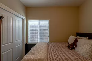 728 Patton Dr, Roseville, CA 95747 - Photo 35