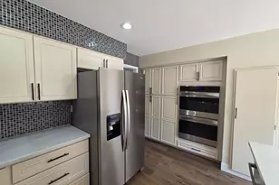 8851 Bluff Ln, Fair Oaks, CA 95628 - Photo 13