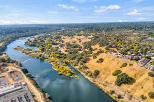 8851 Bluff Ln, Fair Oaks, CA 95628 - Photo 3