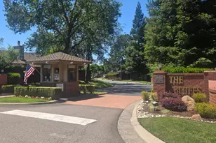8851 Bluff Ln, Fair Oaks, CA 95628 - Photo 3