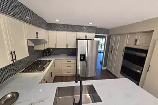 8851 Bluff Ln, Fair Oaks, CA 95628 - Photo 7