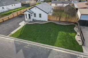 17 I St, Empire, CA 95319 - Photo 3