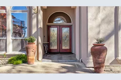 9904 Fox Borough Drive, Oakdale, CA 95361 - Photo 19