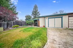 7144 Diablo Oak Ct, Sacramento, CA 95842 - Photo 23