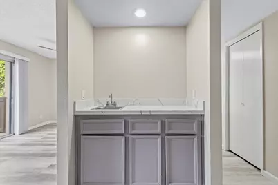 3701 Colonial Drive #202, Modesto, CA 95356 - Photo 7