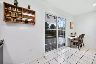 5300 49th St, Sacramento, CA 95820 - Photo 9