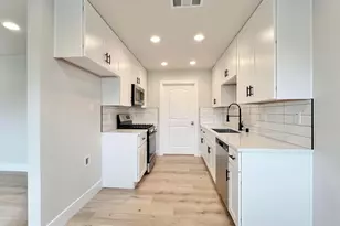 4200 22nd Ave, Sacramento, CA 95820 - Photo 15