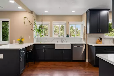 8216 Shangrila Drive, Fair Oaks, CA 95628 - Photo 17