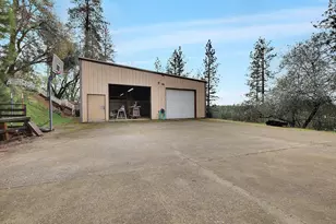 14200 Carriage Oaks Ln, Auburn, CA 95602 - Photo 39