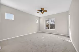 9272 Salmon Creek Dr, Elk Grove, CA 95624 - Photo 23