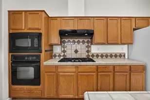 9272 Salmon Creek Dr, Elk Grove, CA 95624 - Photo 13