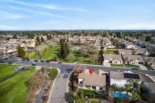 9272 Salmon Creek Dr, Elk Grove, CA 95624 - Photo 49