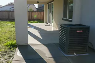 10100 Downy Birch Dr, Stockton, CA 95219 - Photo 9