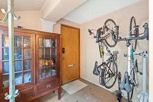 2727 H St, Sacramento, CA 95816 - Photo 59