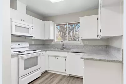 1617 Rose Avenue, Modesto, CA 95355 - Photo 9