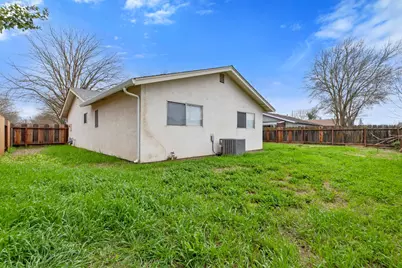 1617 Rose Avenue, Modesto, CA 95355 - Photo 19