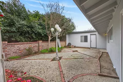 8397 La Riviera Drive, Sacramento, CA 95826 - Photo 47