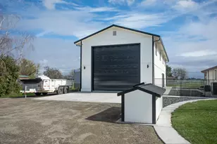 1559 Daphne Ln, Yuba City, CA 95993 - Photo 5