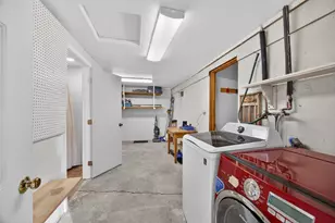 8099 Shasta Ave, Elk Grove, CA 95758 - Photo 23