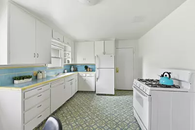 1973 W Harding Way, Stockton, CA 95203 - Photo 9