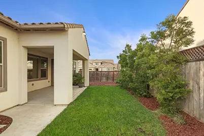 1824 Azalea Street, Lodi, CA 95242 - Photo 23