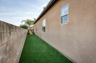 1563 E Via Mirasol Ln, Fresno, CA 93730 - Photo 41