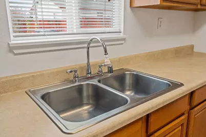 325 Church Avenue, Oakdale, CA 95361 - Photo 23