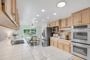 8524 Annette Engel Way, Fair Oaks, CA 95628 - Photo 15