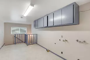 8524 Annette Engel Way, Fair Oaks, CA 95628 - Photo 35