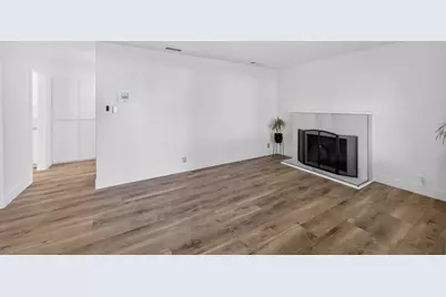 6701 Golf View Drive, Sacramento, CA 95822 - Photo 5