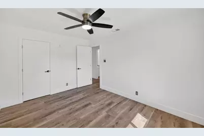 6701 Golf View Drive, Sacramento, CA 95822 - Photo 19