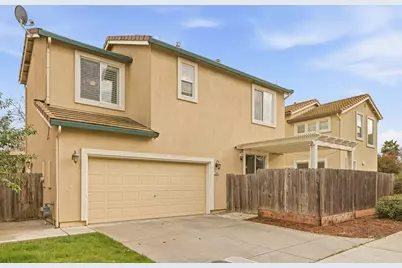 2842 Stonegate Drive, West Sacramento, CA 95691 - Photo 3