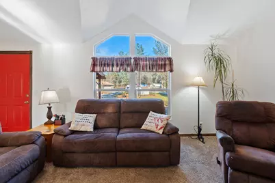 22848 Elk Trail East, Redding, CA 96003 - Photo 5