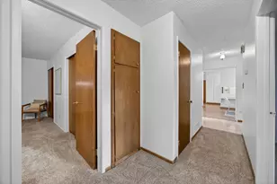 9723 Parktree Way, Elk Grove, CA 95624 - Photo 21