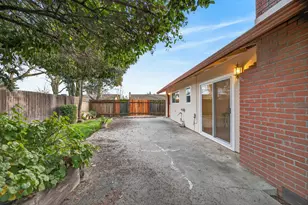 9723 Parktree Way, Elk Grove, CA 95624 - Photo 29