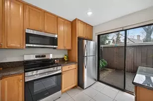 617 Woodside Sierra, Sacramento, CA 95825 - Photo 15